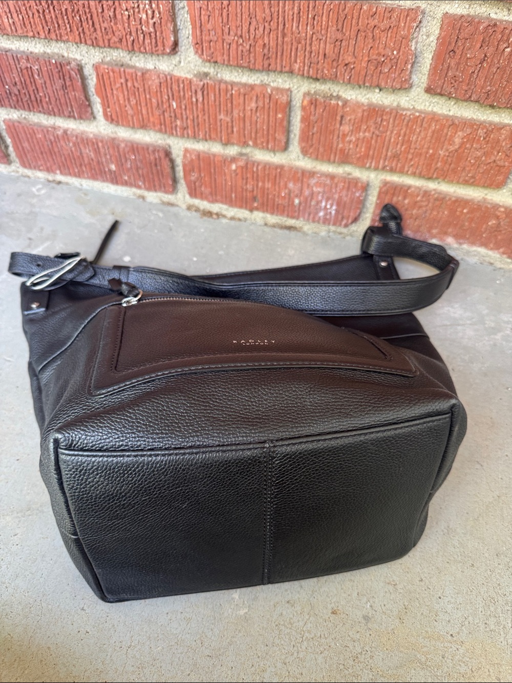 Radley London Large Shoulder Bag - Picture 4 of 6